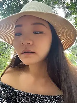 xiaochengzi505's Live XXX Chat