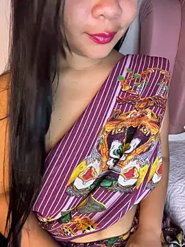 shara_queen1 Adlı Modelin Canlı XXX Sohbeti