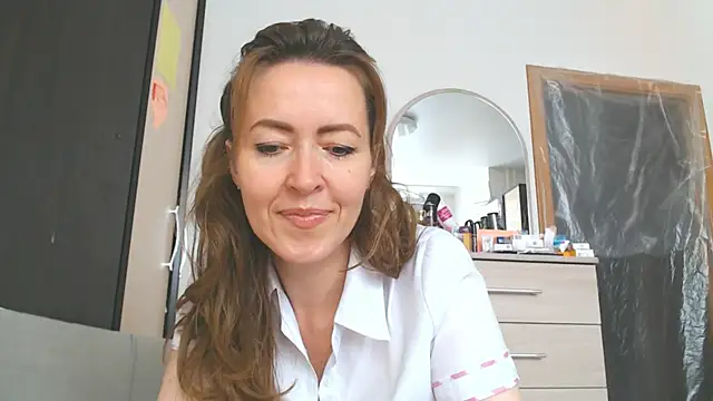 NicoleEunice87 XXX чат на живо