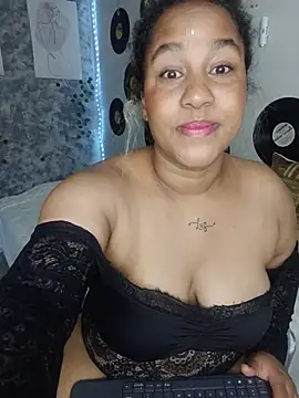 medusafox_ Adlı Modelin Canlı XXX Sohbeti