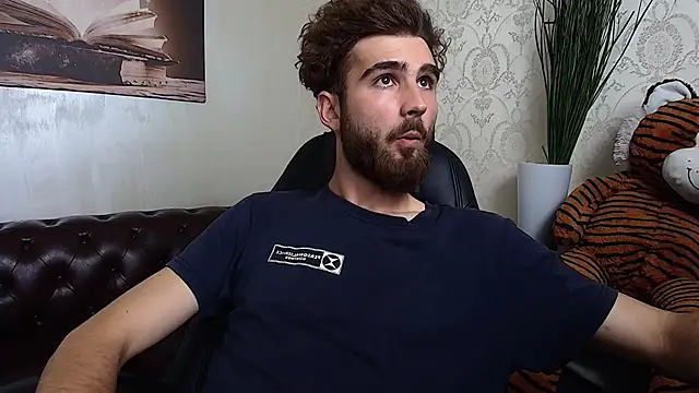 KyloEast Live XXX-chat