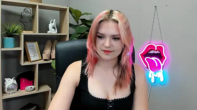 SweetLilyxo's Live XXX Chat