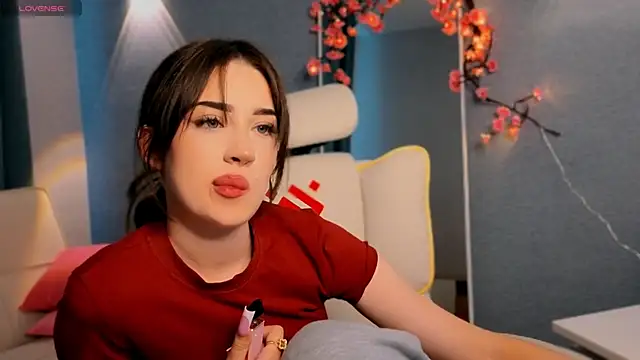 noonespyed Adlı Modelin Canlı XXX Sohbeti