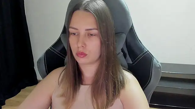 Mia_shy1: απευθείας συνομιλία ΧΧΧ