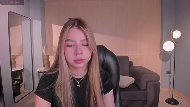 TiffannySins XXX чат на живо