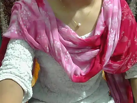 Chat +18 de Adorable_Ayesha ao vivo