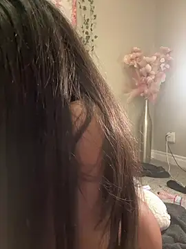 mismialove XXX чат на живо
