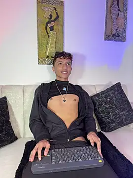 Chat XXX en directo de mhatias_