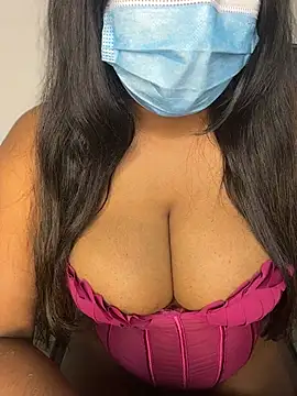 Sweet_Melon96 Adlı Modelin Canlı XXX Sohbeti