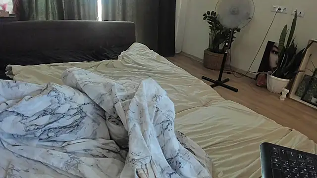 XXX chat uživo modela More_for_Jen
