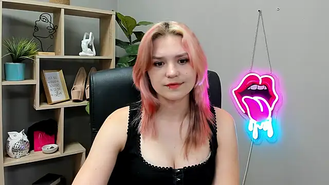 SweetLilyxo: онлайн-секс-чат
