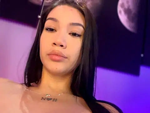 Živý XXX chat ambar_midnigth