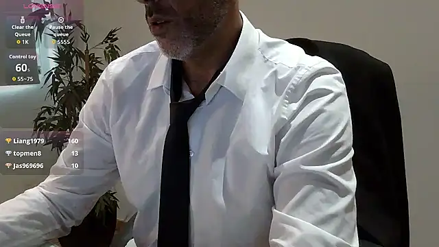 66MA69's Live XXX Chat
