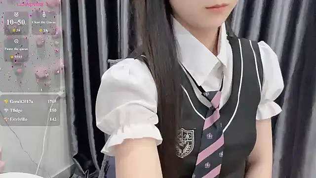 KaleAnisaのライブXXXチャット