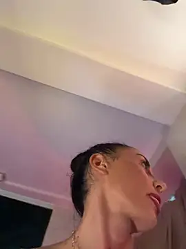 FeetVibe Adlı Modelin Canlı XXX Sohbeti
