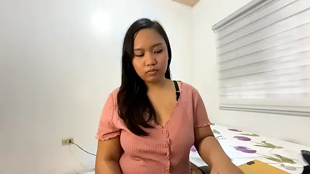 EarlineMadera 现场XXX聊天