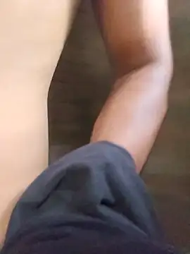 Tera_daddy Adlı Modelin Canlı XXX Sohbeti