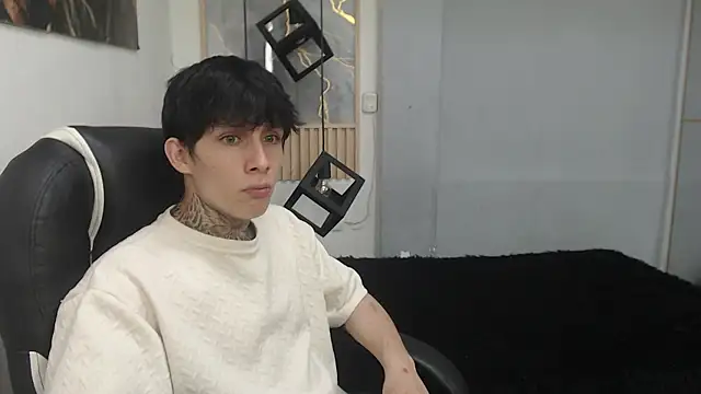 Cry_thereal Live XXX-Chat