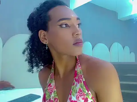 bella_77_n Webbikameraesitys