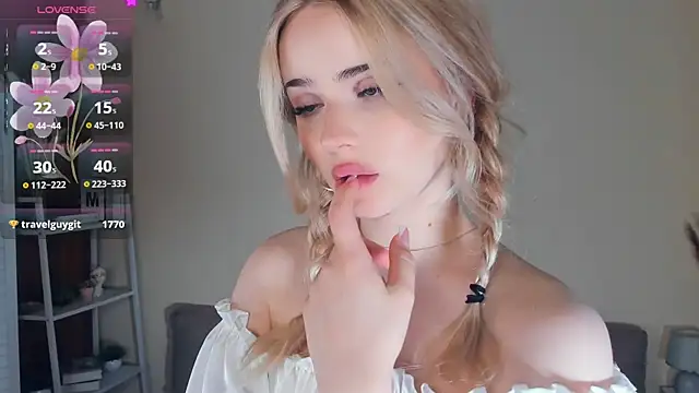 Chat +18 de PorcelainBun ao vivo