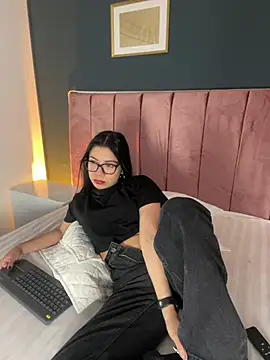 Czat XXX na żywo – Little_Lexyy