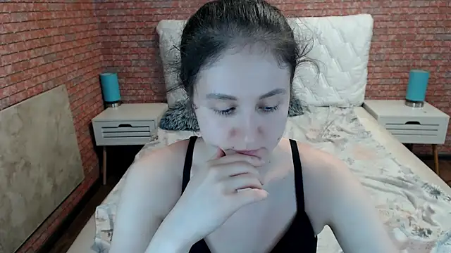 دردشة Holliy_Cooper الجنسية المباشرة