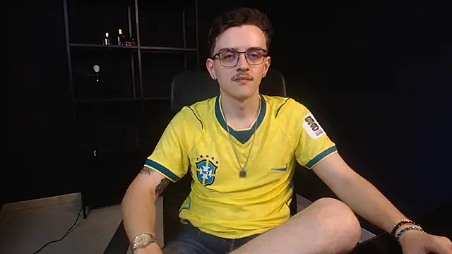 FelixStarkk 라이브 XXX 채팅