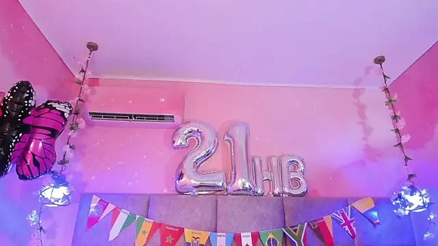 Chat +18 de Lushi_Love ao vivo