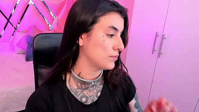 mia_jagger Chat XXX live