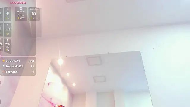 ZoebluntoneのライブXXXチャット