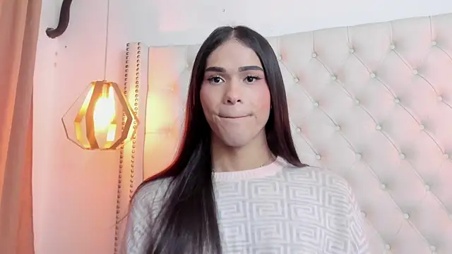 Živý XXX chat _ISALITTLESTAR_