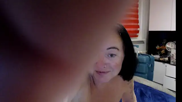 XXX chat uživo modela Alexie33