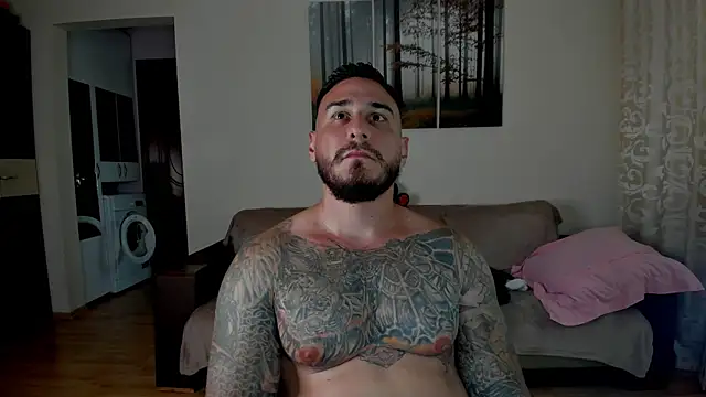 Gymdominusn Live XXX chat