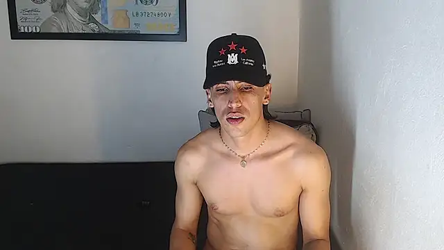 Robisson_zack Chat XXX in diretta