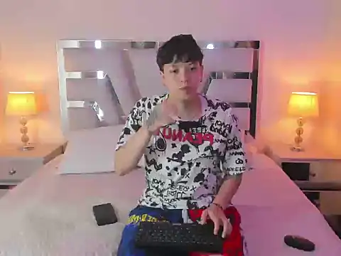 Онлайн чат XXX Asher_addamss_