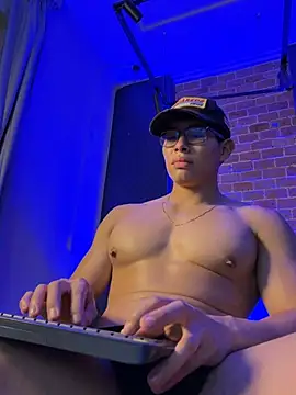 GrayAndrews Chat XXX live