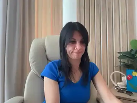 InjaAtHome's Live XXX Chat