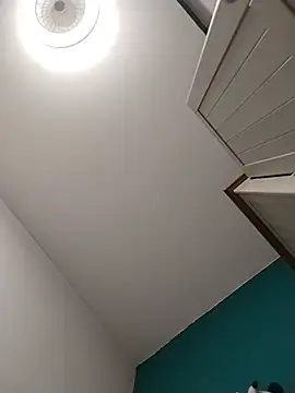 JulesG18n Live XXX chat