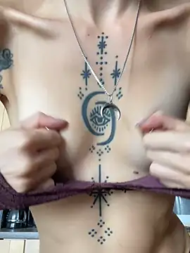 __grace__ Adlı Modelin Canlı XXX Sohbeti