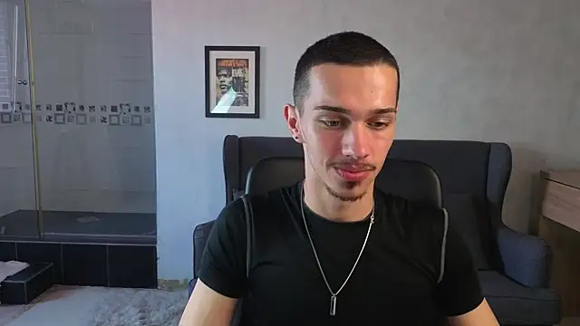 Chatroom XXX en direct de KaydenDrew