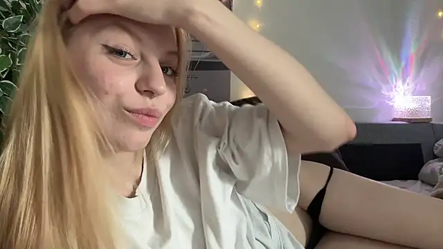 Fanny_Fresh's Live XXX Chat