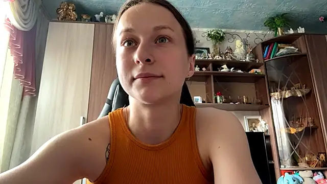 TaIliedGuest Live XXX-Chat