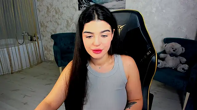 AlluringAriel's Live XXX Chat