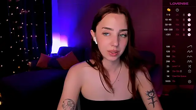 Chat XXX en directo de CharliGrace_