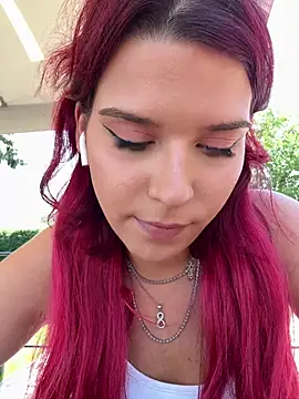 RiriRoseey Live XXX-Chat