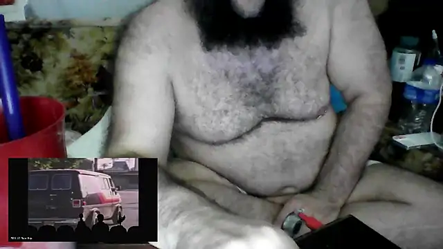 BriTheTopBear Live XXX Chat