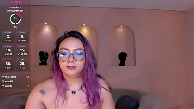LoiseHarper's Live XXX Chat