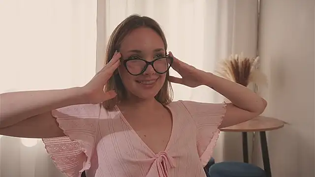 sialemy Adlı Modelin Canlı XXX Sohbeti