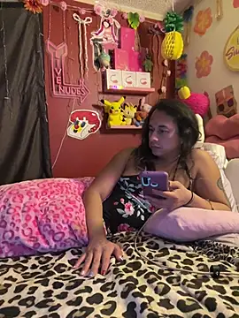 TranSexualJade95 élő XXX-chatje