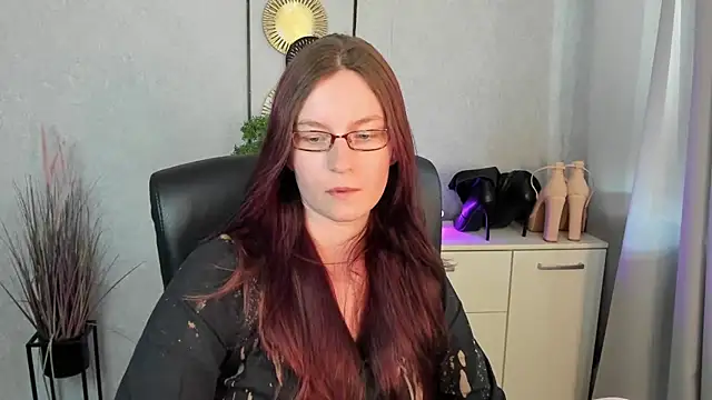 XXX chat uživo modela emmaxDelight